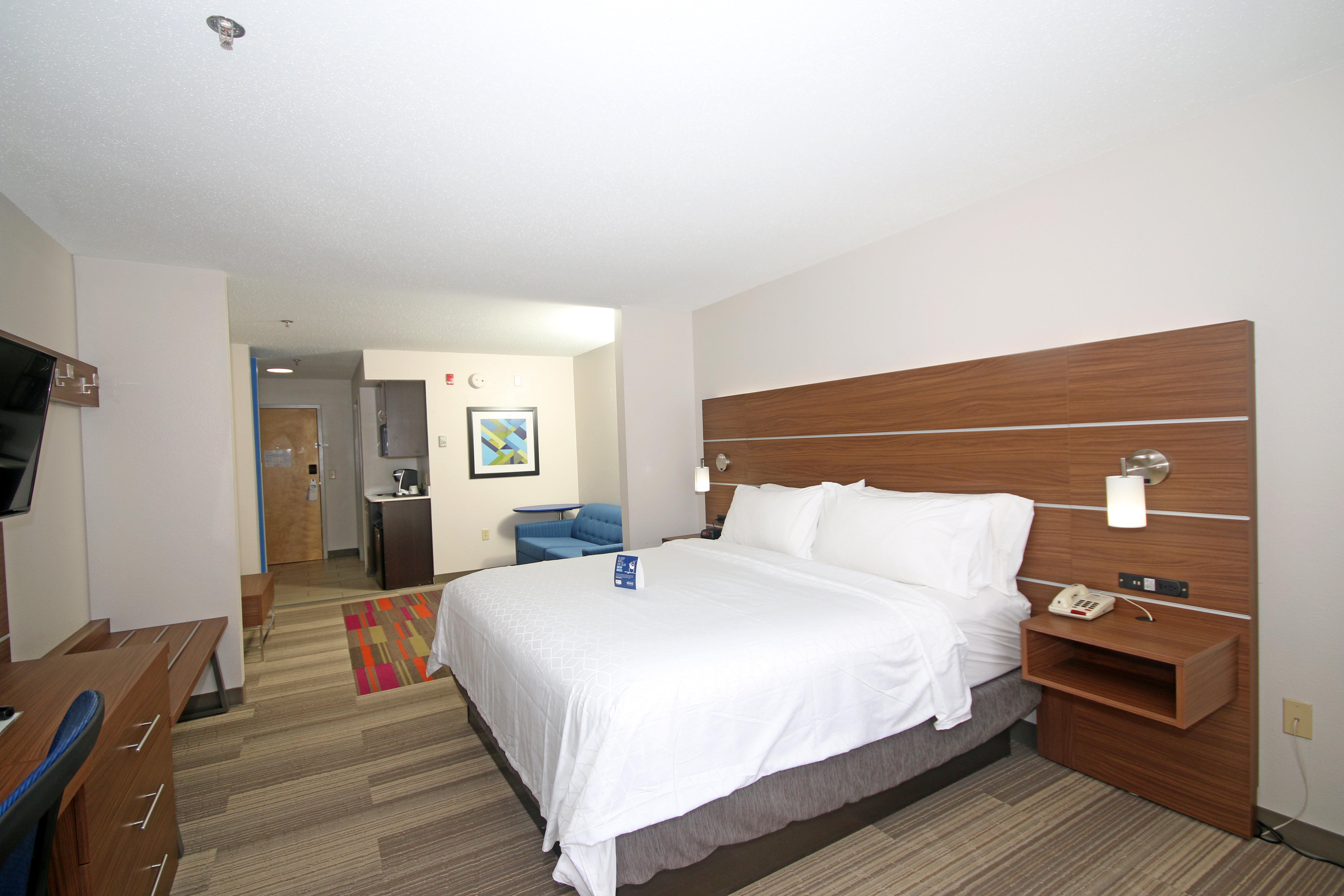 Holiday Inn Express Hotel & Suites Greensboro-East By Ihg Luaran gambar