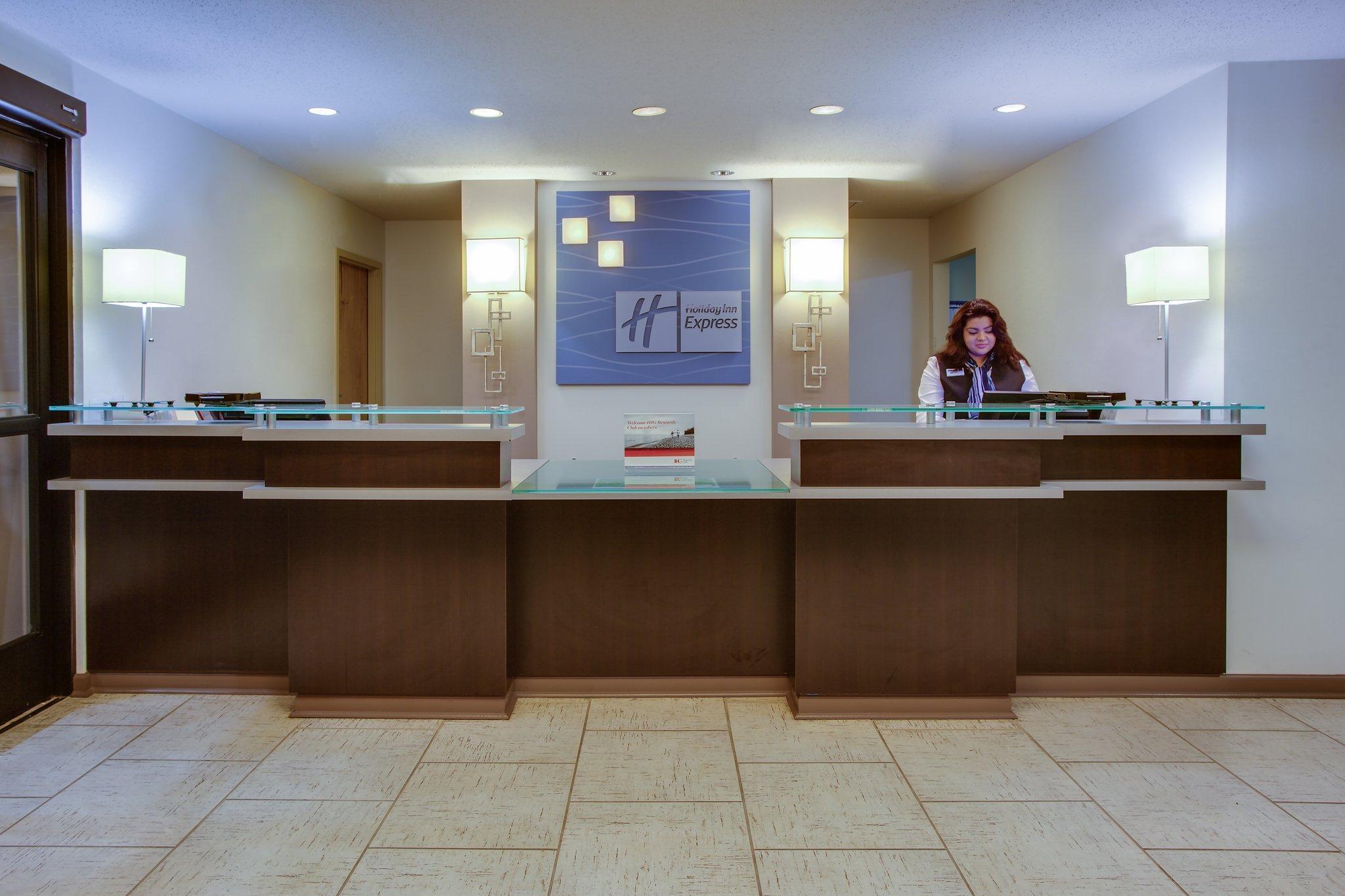 Holiday Inn Express Hotel & Suites Greensboro-East By Ihg Luaran gambar