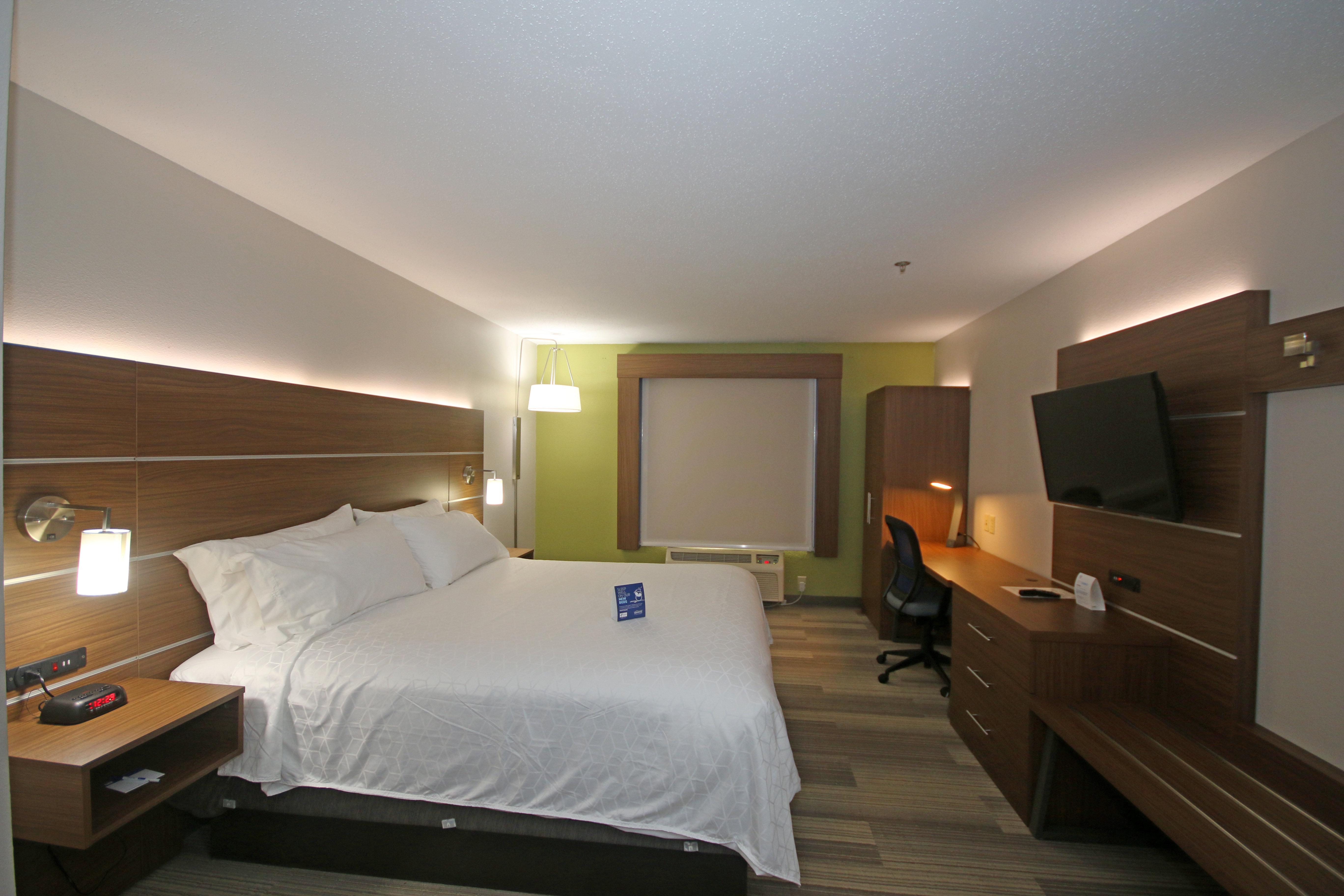Holiday Inn Express Hotel & Suites Greensboro-East By Ihg Luaran gambar
