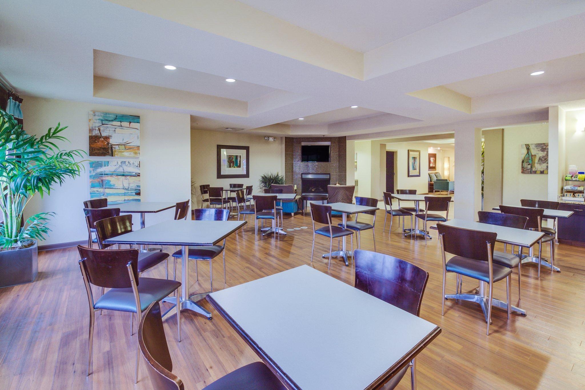 Holiday Inn Express Hotel & Suites Greensboro-East By Ihg Luaran gambar