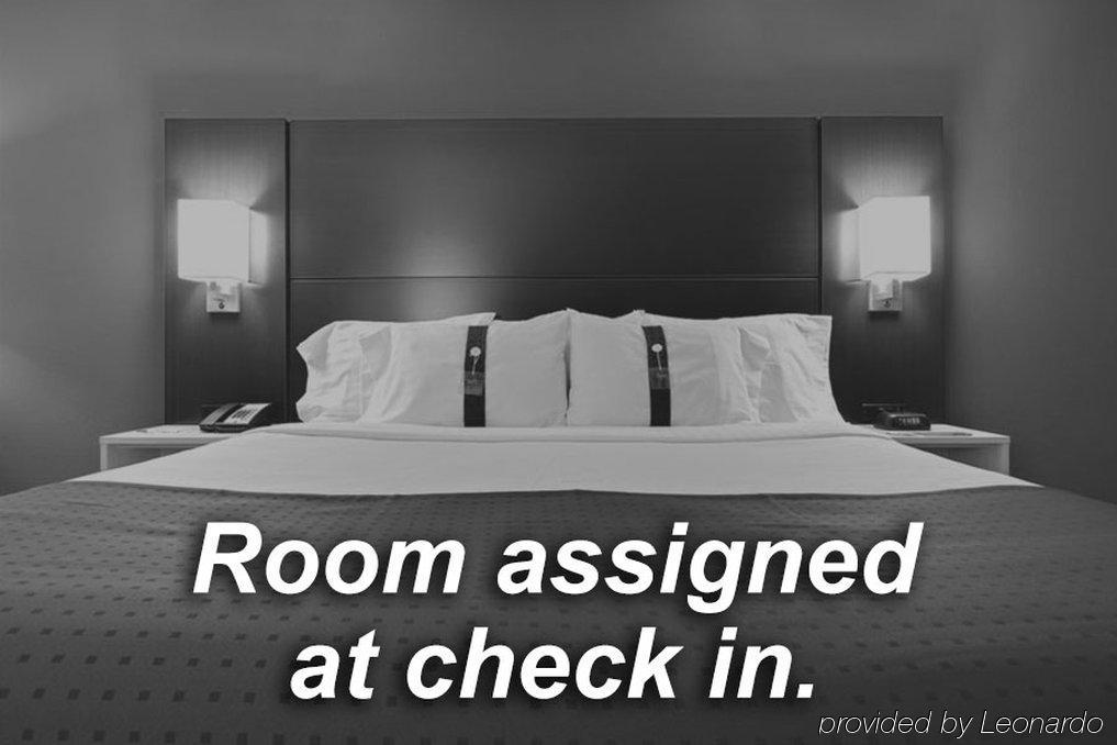 Holiday Inn Express Hotel & Suites Greensboro-East By Ihg Luaran gambar