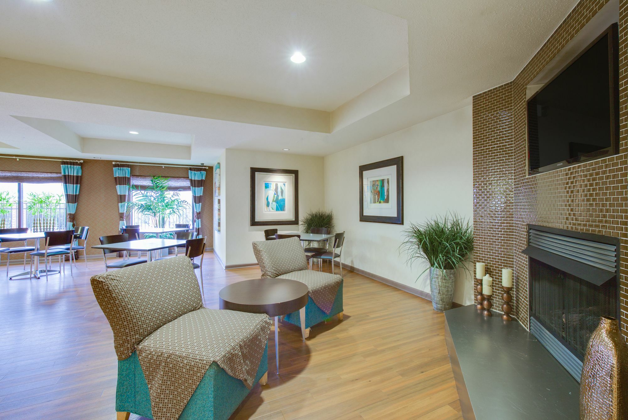 Holiday Inn Express Hotel & Suites Greensboro-East By Ihg Luaran gambar